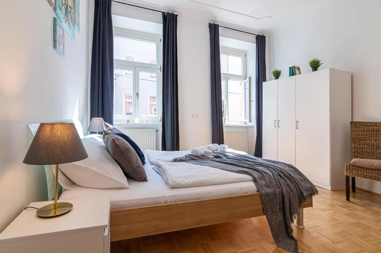 Yeshello Elegant Apartment Near Central Viena Áustria
