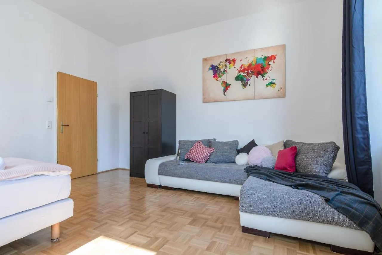 Yeshello Elegant Apartment Near Central Viena