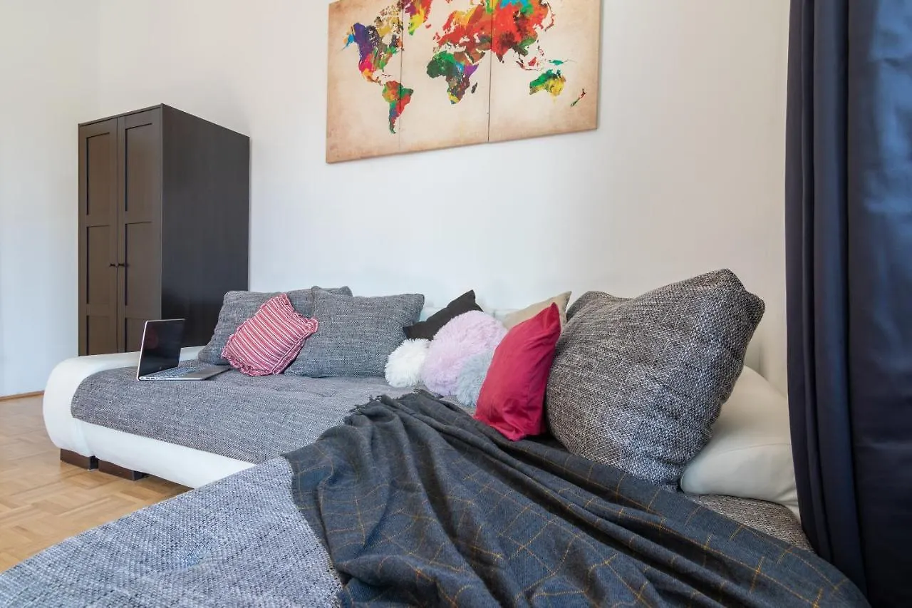 Yeshello Elegant Apartment Near Central Viena