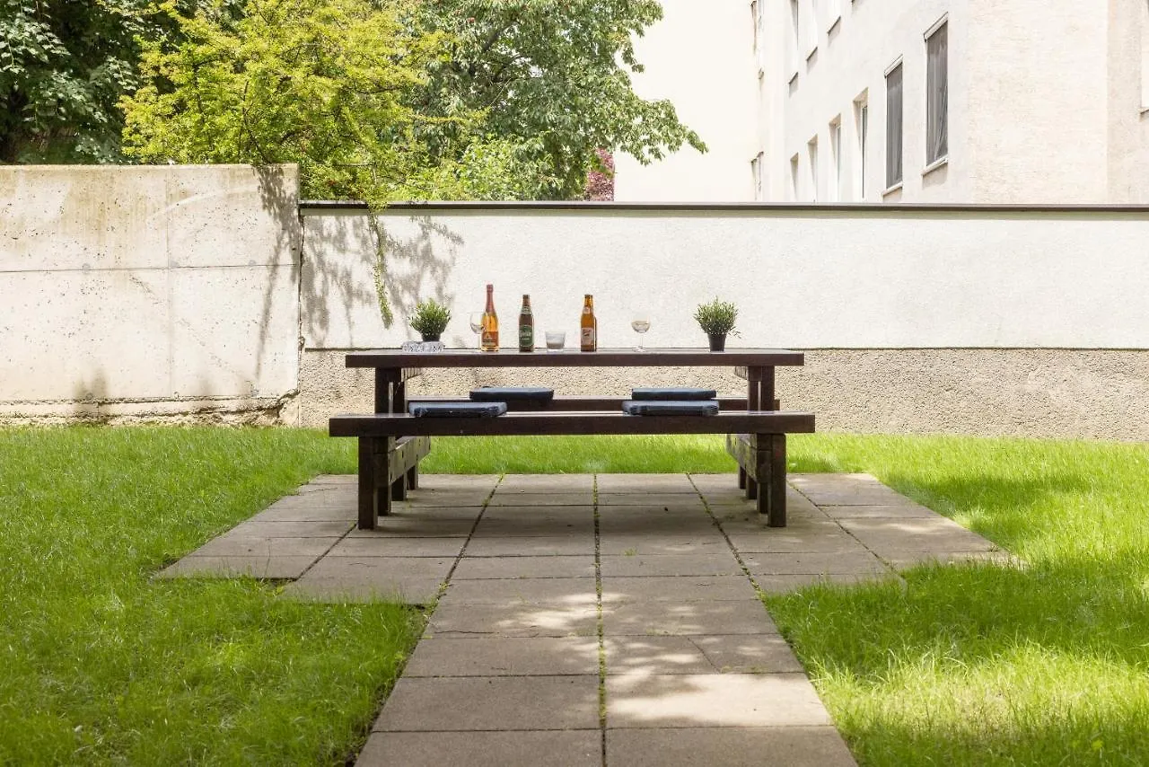 Yeshello Elegant Apartment Near Central Wiedeń Austria